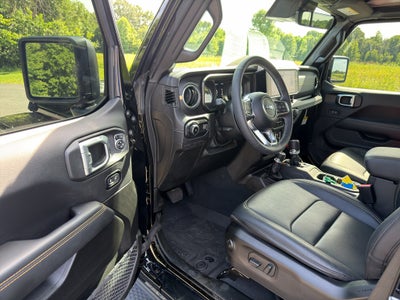 2025 Jeep Wrangler 4-Door Sahara 4x4