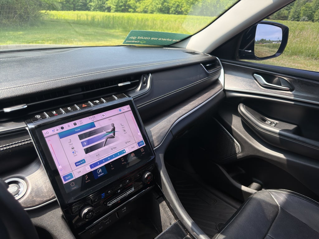 2022 Jeep Grand Cherokee L Limited 4x4