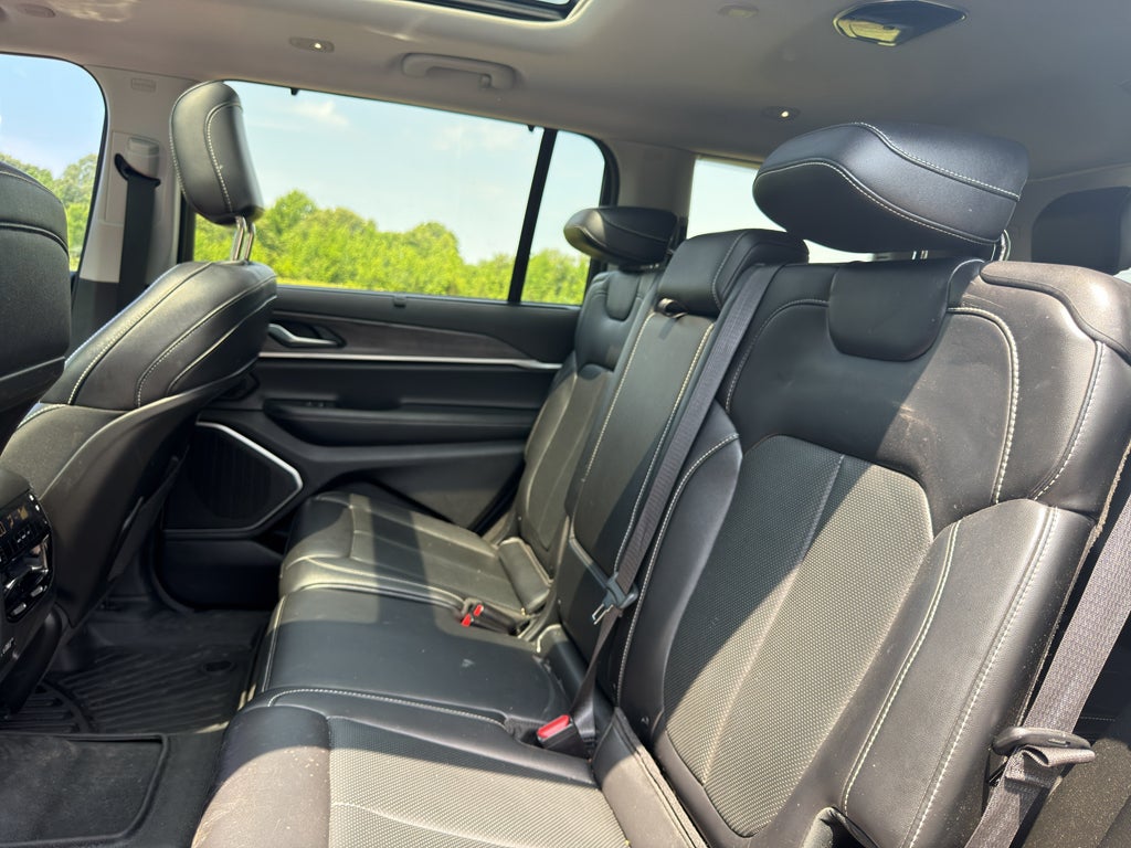 2022 Jeep Grand Cherokee L Limited 4x4