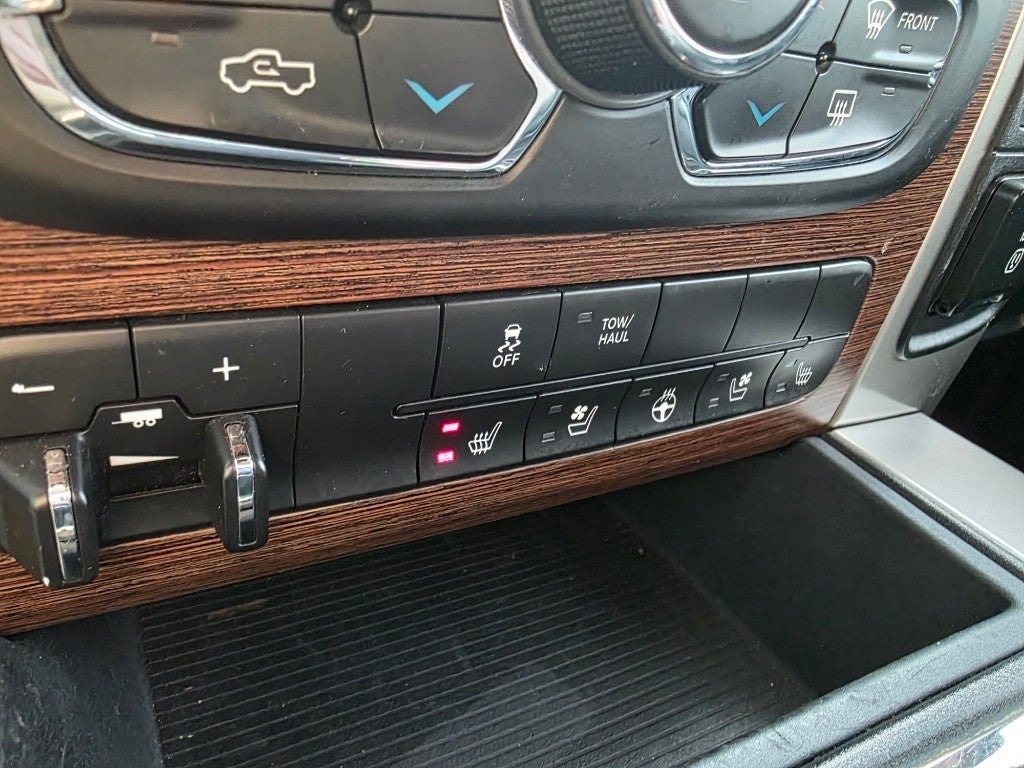 2016 RAM 1500 Laramie