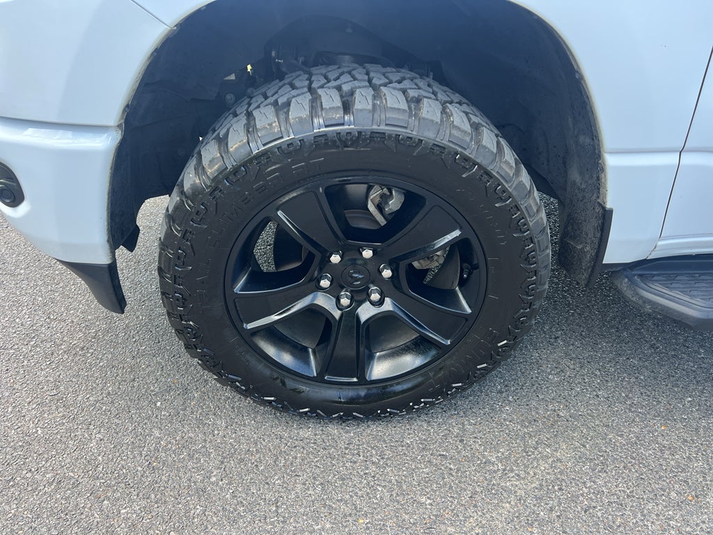2023 RAM 1500 Big Horn Crew Cab 4x4 5'7" Box