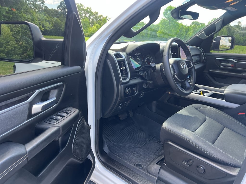 2023 RAM 1500 Big Horn Crew Cab 4x4 5'7" Box