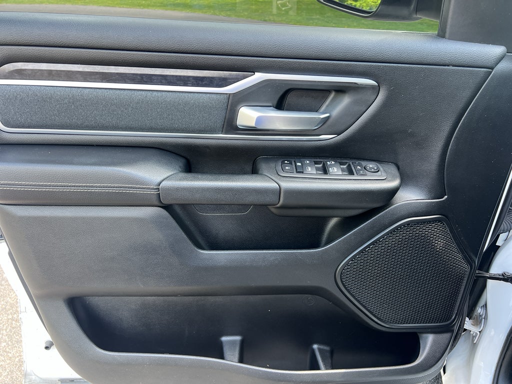 2023 RAM 1500 Big Horn Crew Cab 4x4 5'7" Box