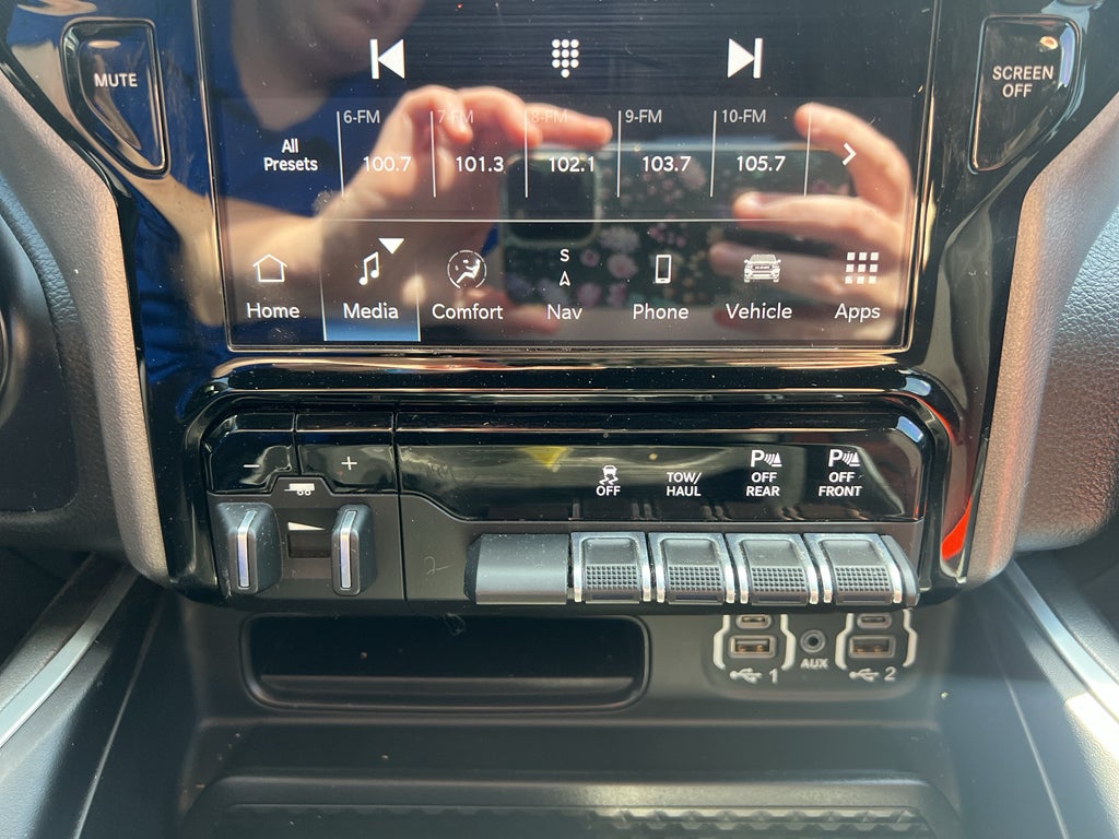 2023 RAM 1500 Big Horn Crew Cab 4x4 5'7" Box