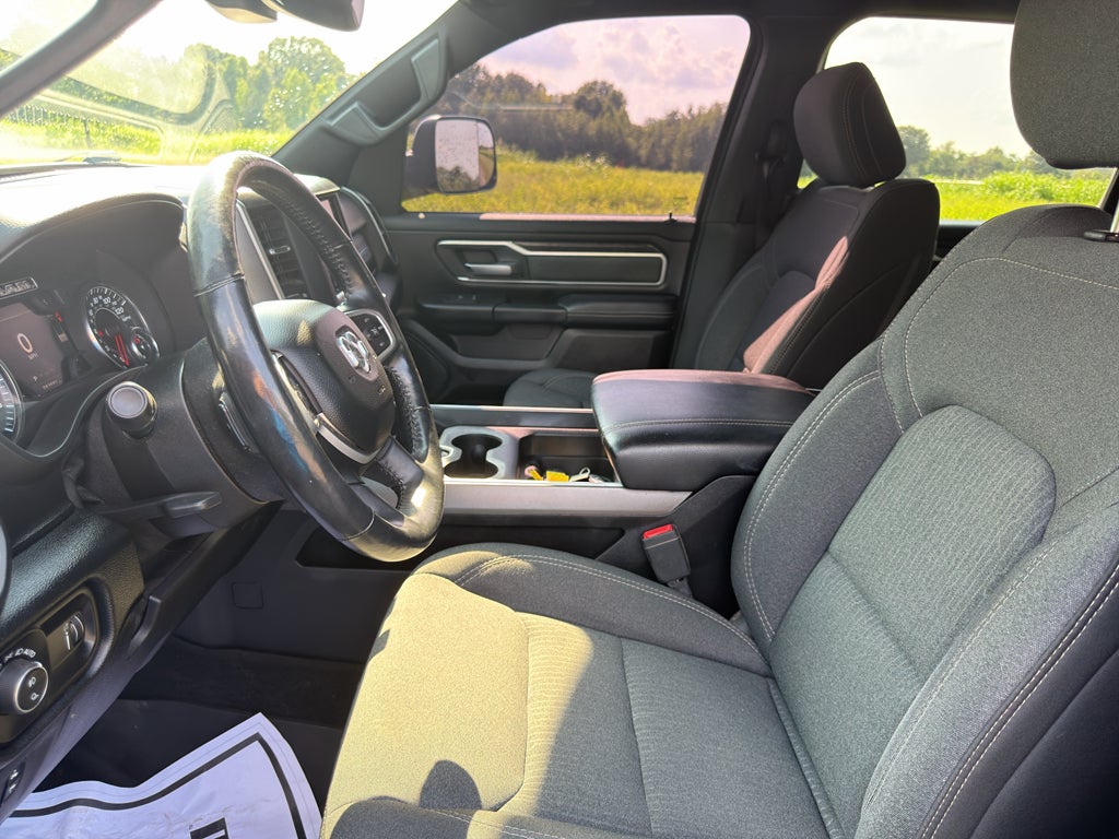 2020 RAM 1500 Big Horn Crew Cab 4x4 5'7" Box