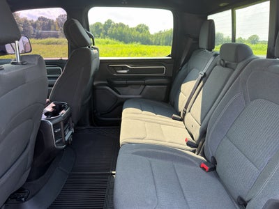 2020 RAM 1500 Big Horn Crew Cab 4x4 5'7" Box