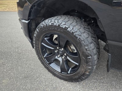 2020 RAM 1500 Big Horn Crew Cab 4x4 5'7" Box