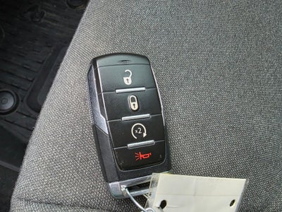 2020 RAM 1500 Big Horn Crew Cab 4x4 5'7" Box