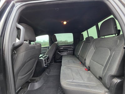 2020 RAM 1500 Big Horn Crew Cab 4x4 5'7" Box