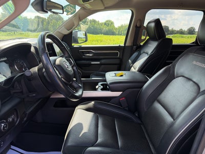 2020 RAM 1500 Laramie Crew Cab 4x4 5'7" Box