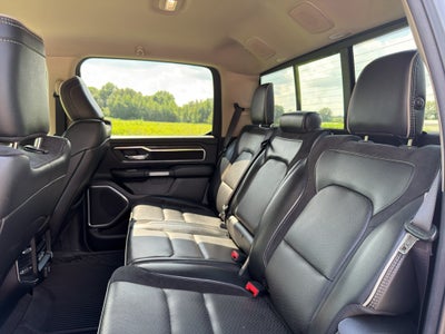 2020 RAM 1500 Laramie Crew Cab 4x4 5'7" Box