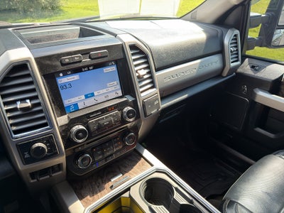 2017 Ford F-250 LARIAT