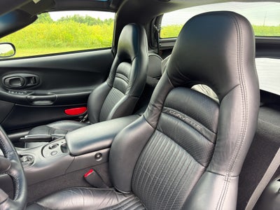2004 Chevrolet Corvette Base