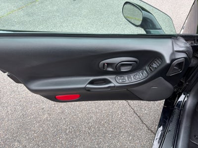 2004 Chevrolet Corvette Base