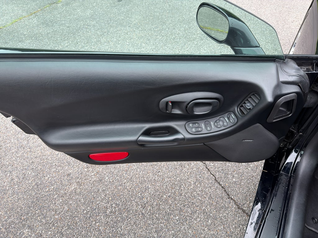 2004 Chevrolet Corvette Base