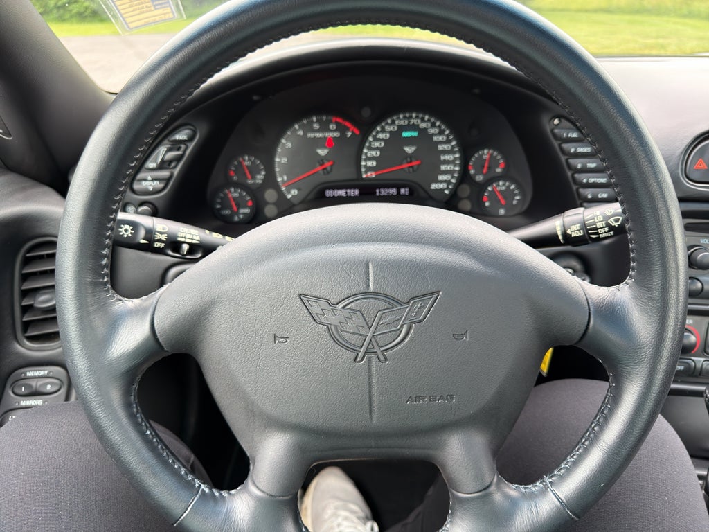 2004 Chevrolet Corvette Base