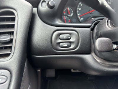 2004 Chevrolet Corvette Base
