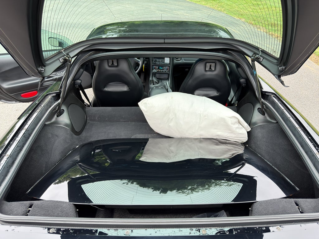 2004 Chevrolet Corvette Base