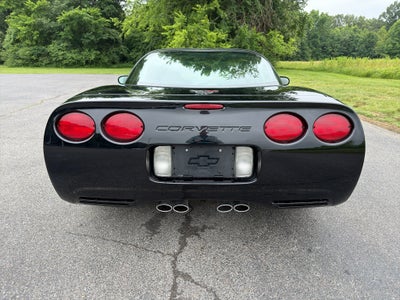 2004 Chevrolet Corvette Base