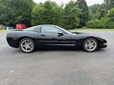 2004 Chevrolet Corvette Base