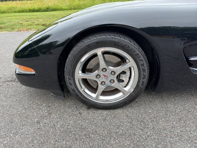 2004 Chevrolet Corvette Base