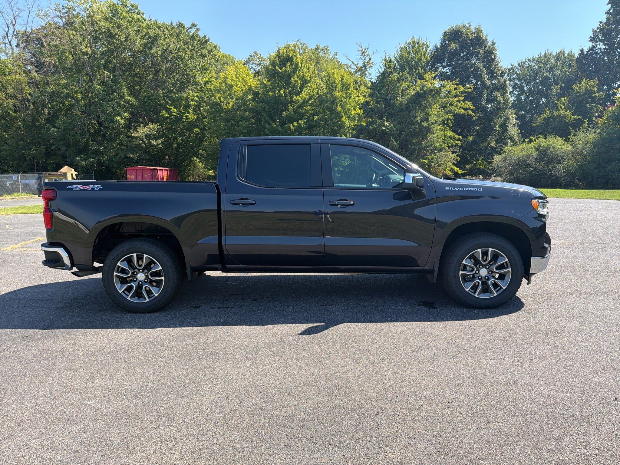 2024 Chevrolet Silverado 1500 LT (2FL)