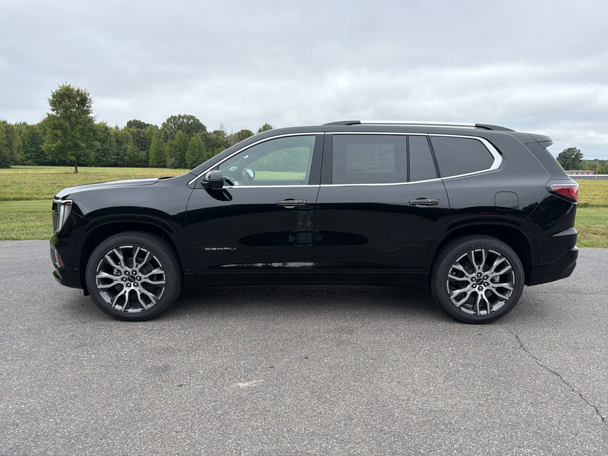 2027 GMC Acadia Denali Ultimate