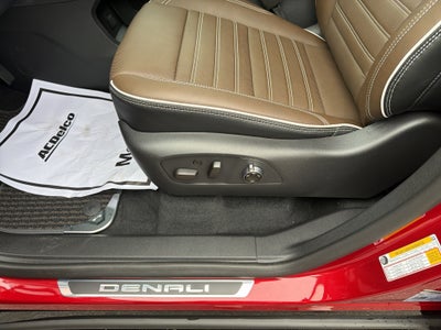 2027 GMC Acadia Denali Ultimate