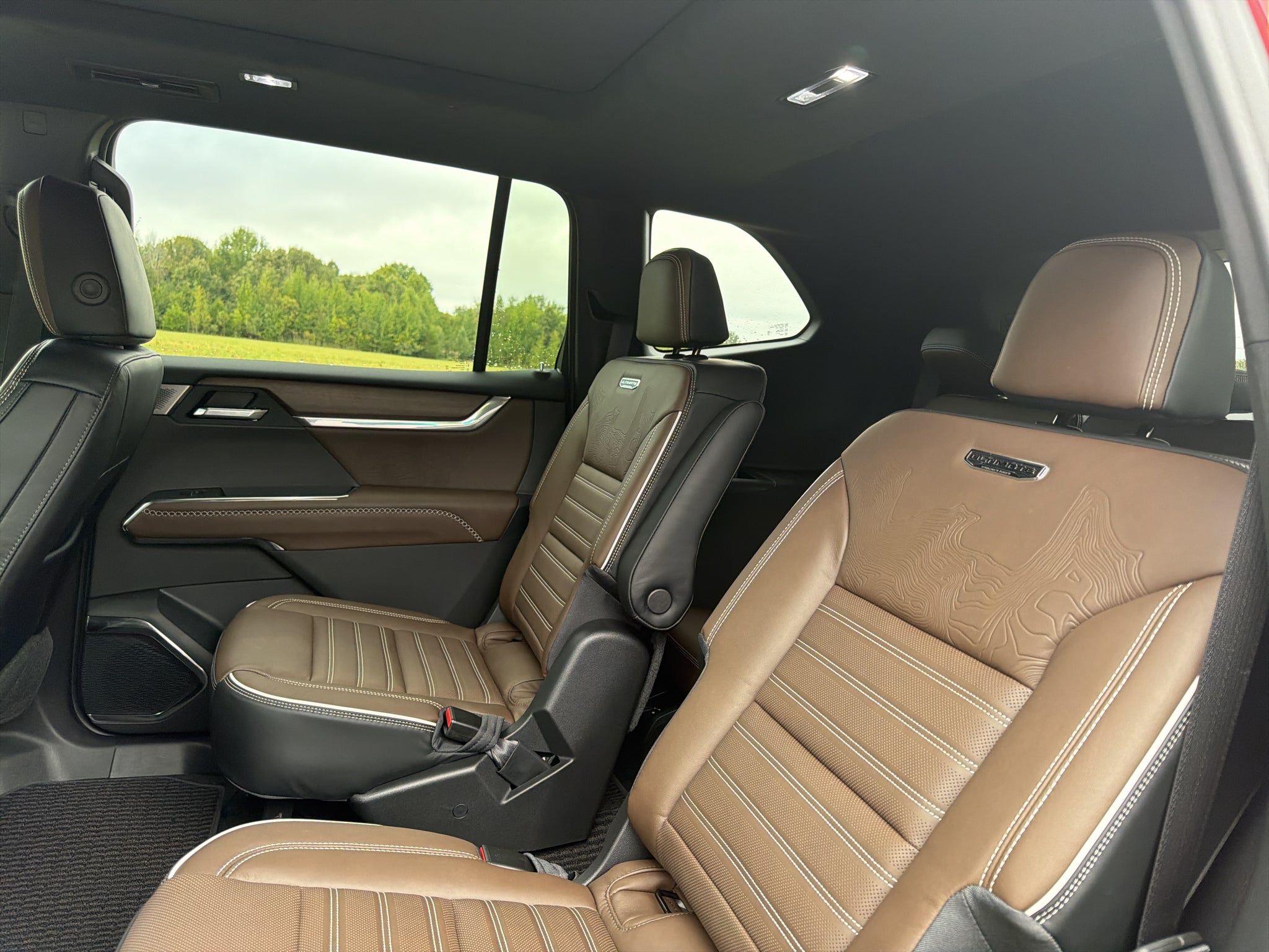 2027 GMC Acadia Denali Ultimate