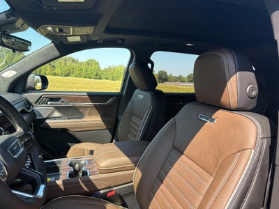 2027 GMC Acadia Denali Ultimate