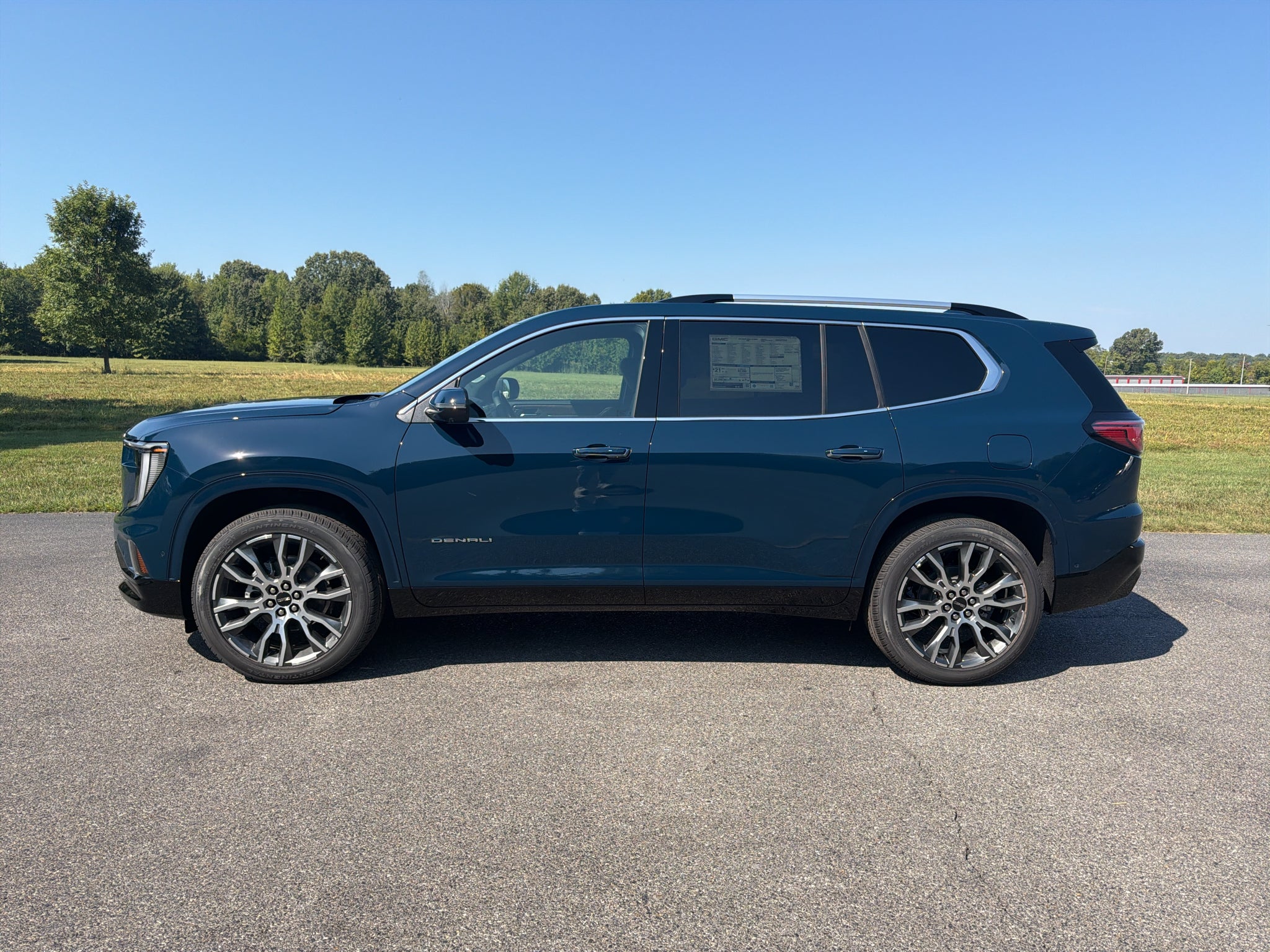 2027 GMC Acadia Denali Ultimate