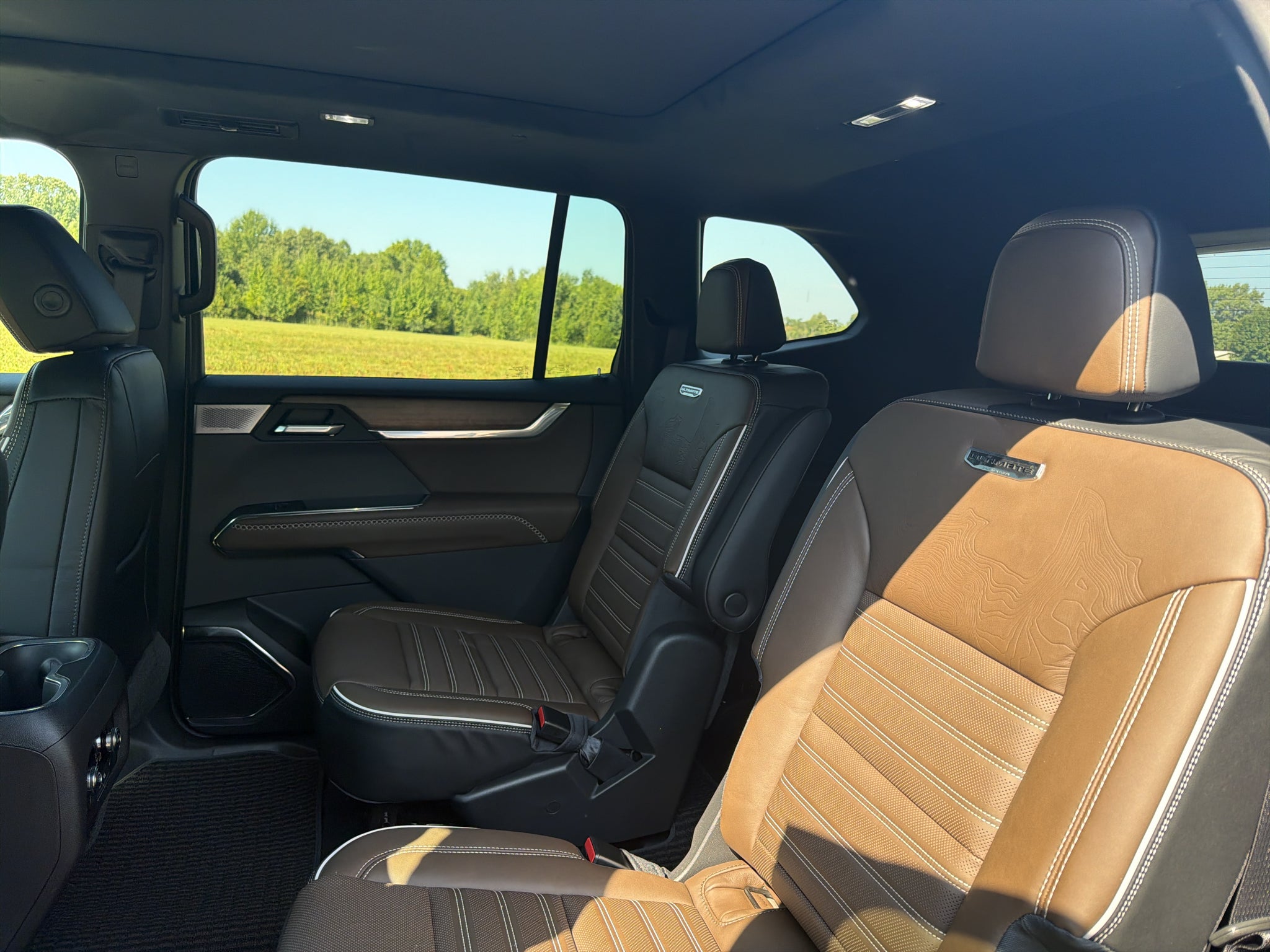 2027 GMC Acadia Denali Ultimate