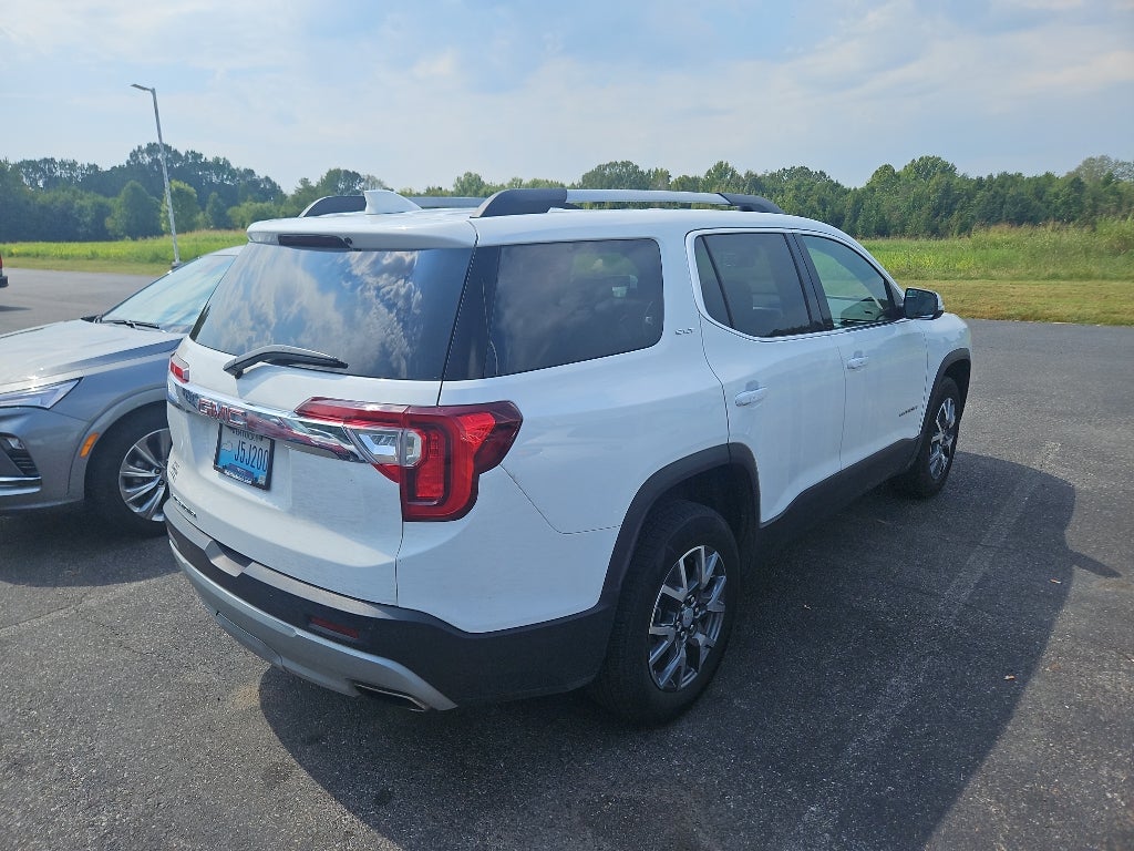 2023 GMC Acadia SLT