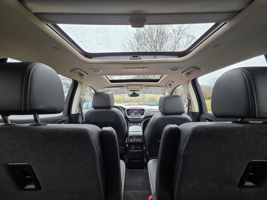 2022 GMC Acadia Denali