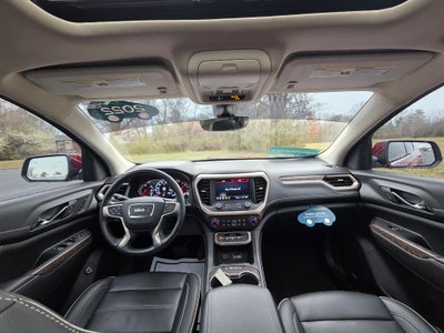 2022 GMC Acadia Denali