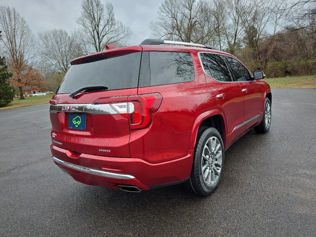 2022 GMC Acadia Denali