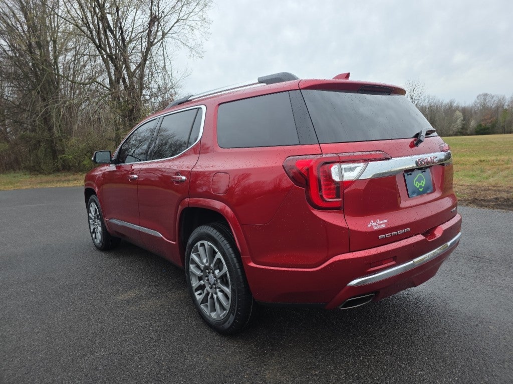 2022 GMC Acadia Denali