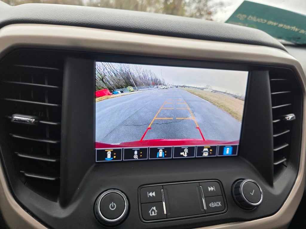 2022 GMC Acadia Denali