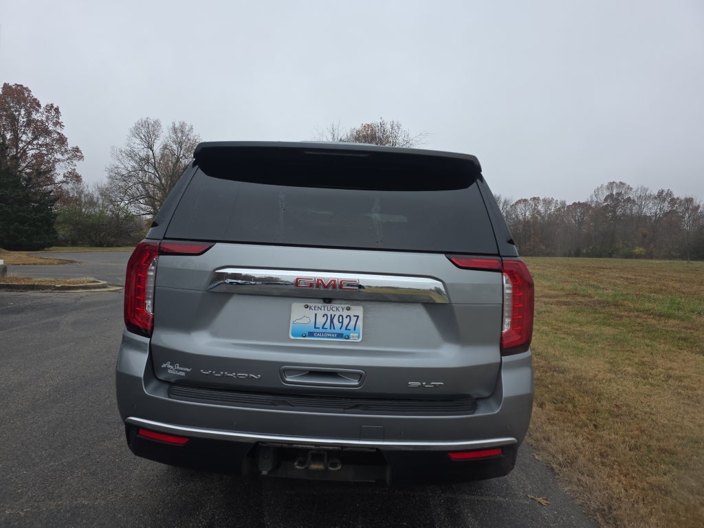 2023 GMC Yukon SLT