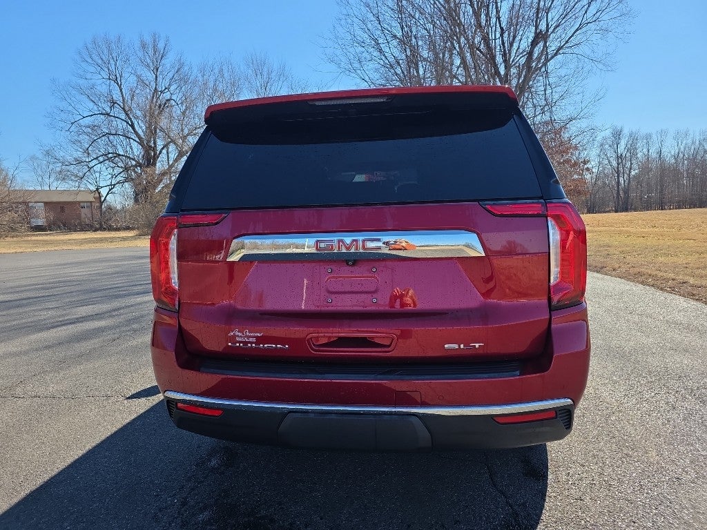 2022 GMC Yukon SLT