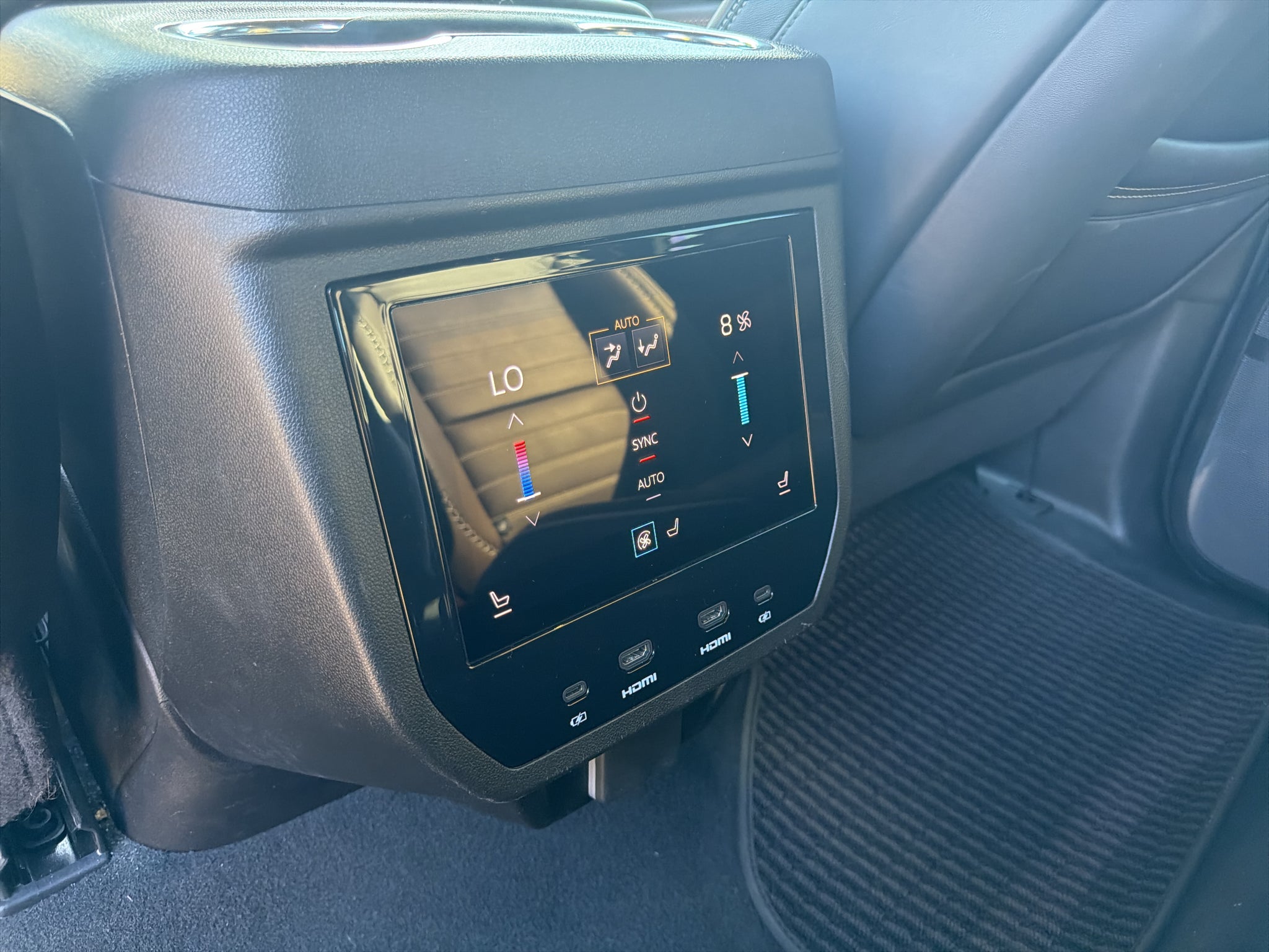 2025 GMC Yukon Denali Ultimate