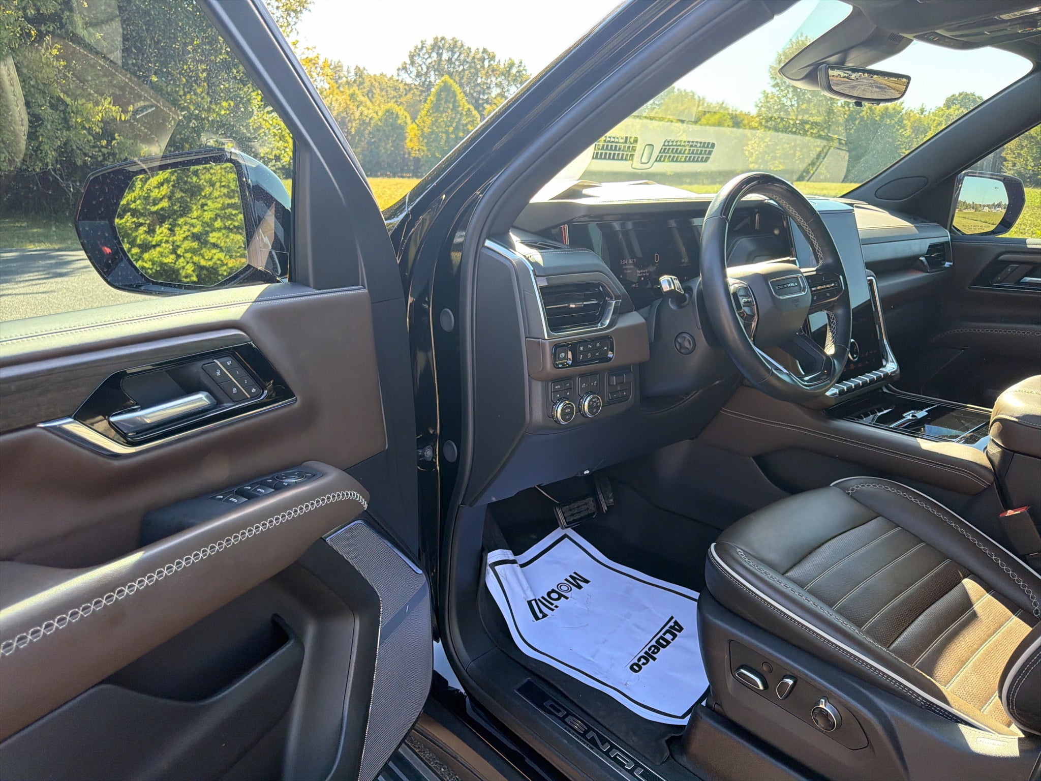 2025 GMC Yukon Denali Ultimate