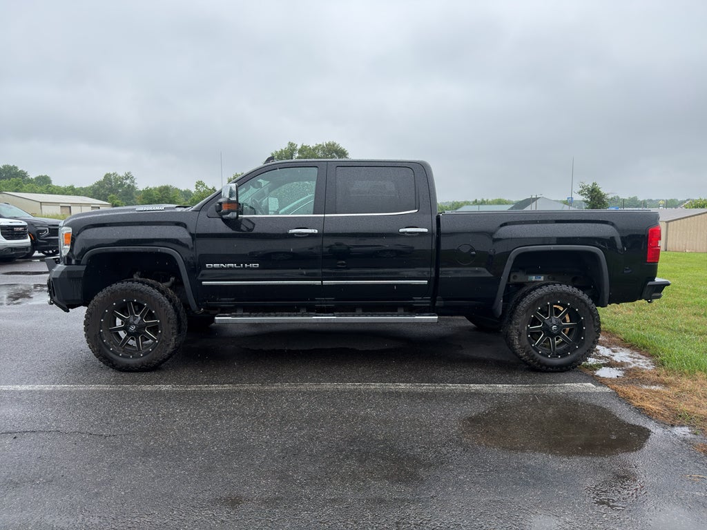 2017 GMC Sierra 2500 HD Denali