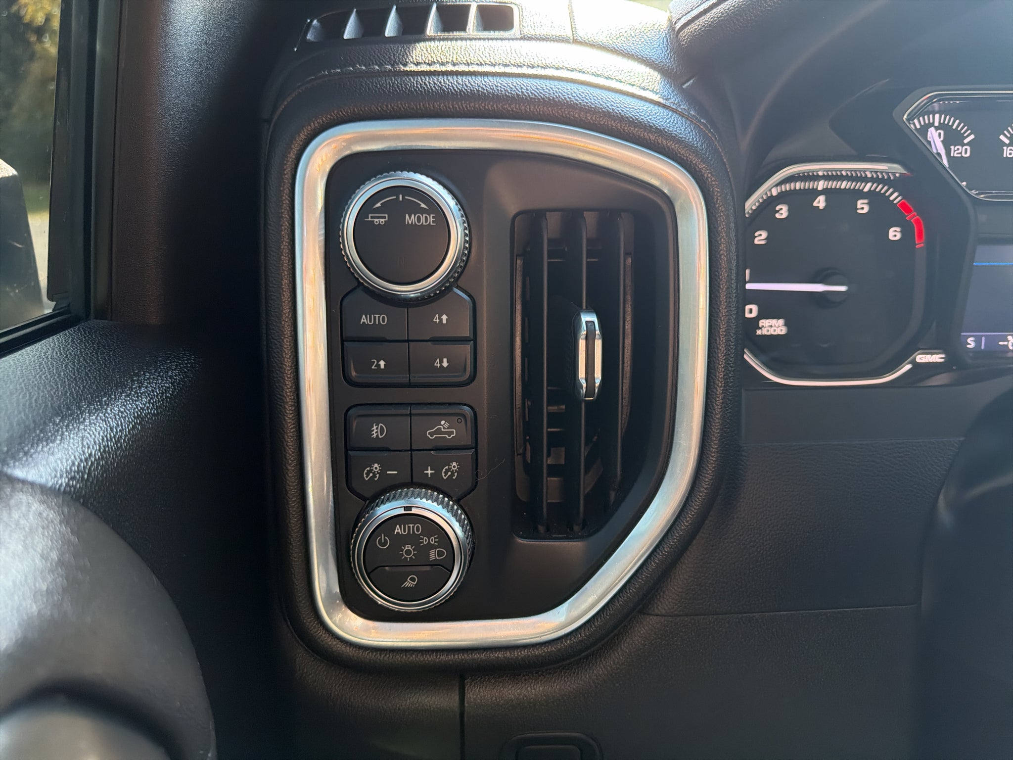 2022 GMC Sierra 2500 HD SLT