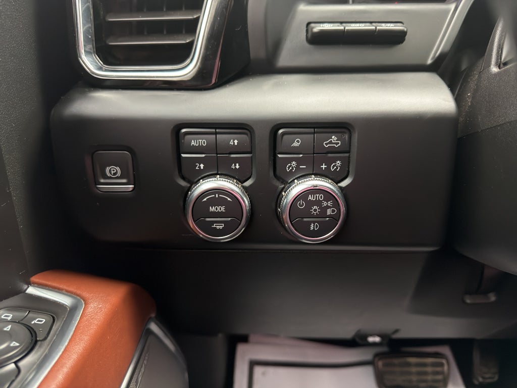 2024 GMC Sierra 3500HD Denali Ultimate - Photo 21