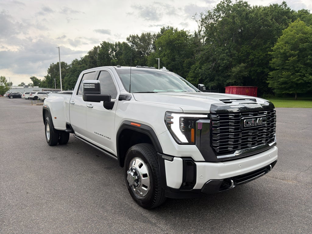 2024 GMC Sierra 3500HD Denali Ultimate - Photo 8