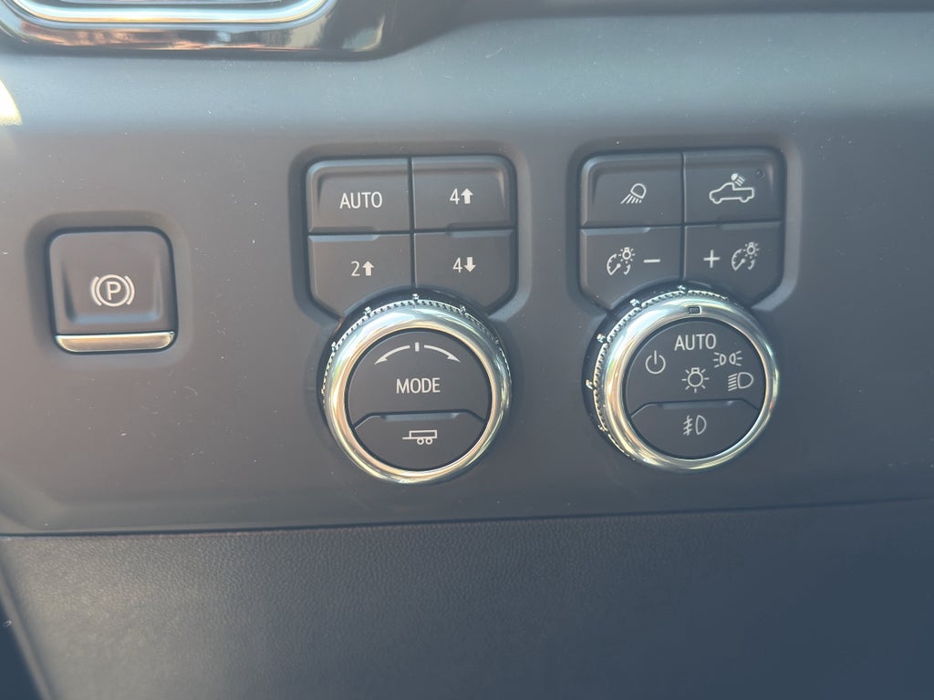 2026 GMC Sierra 3500 HD Denali DRW