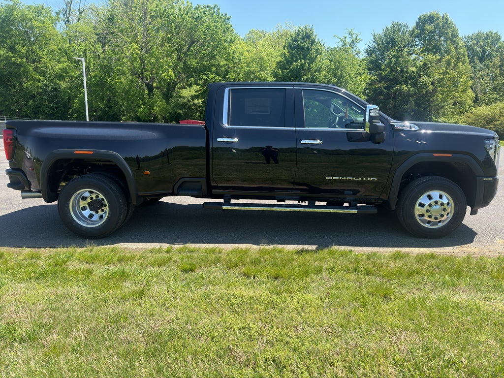 2026 GMC Sierra 3500 HD Denali DRW