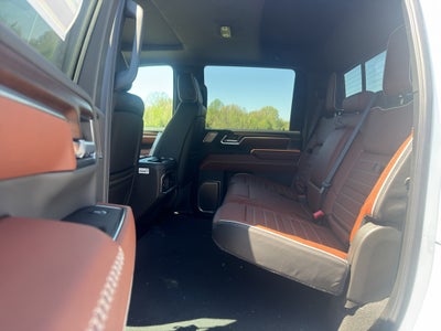 2026 GMC Sierra 3500 HD Denali Ultimate DRW