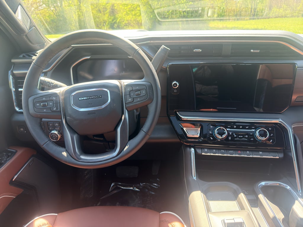 2026 GMC Sierra 3500 HD Denali Ultimate DRW